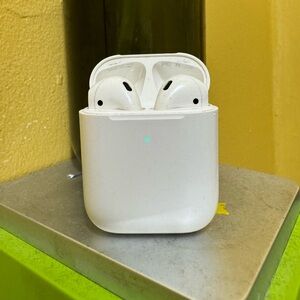 Air pods